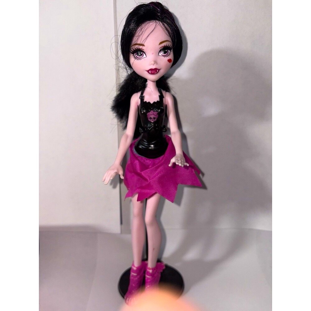 Monster High Ghoul Spirit Draculaura Cheerleader Doll with skirt 2015 AS IS
